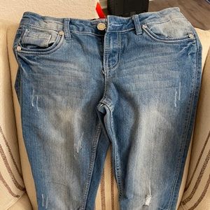 Used, worn a few time, great condition